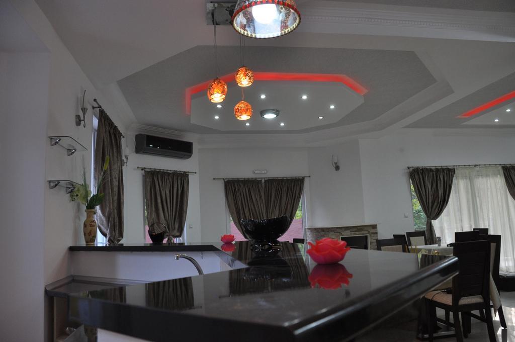 Villa Bella Boutique Hotel Kavadarci Ngoại thất bức ảnh